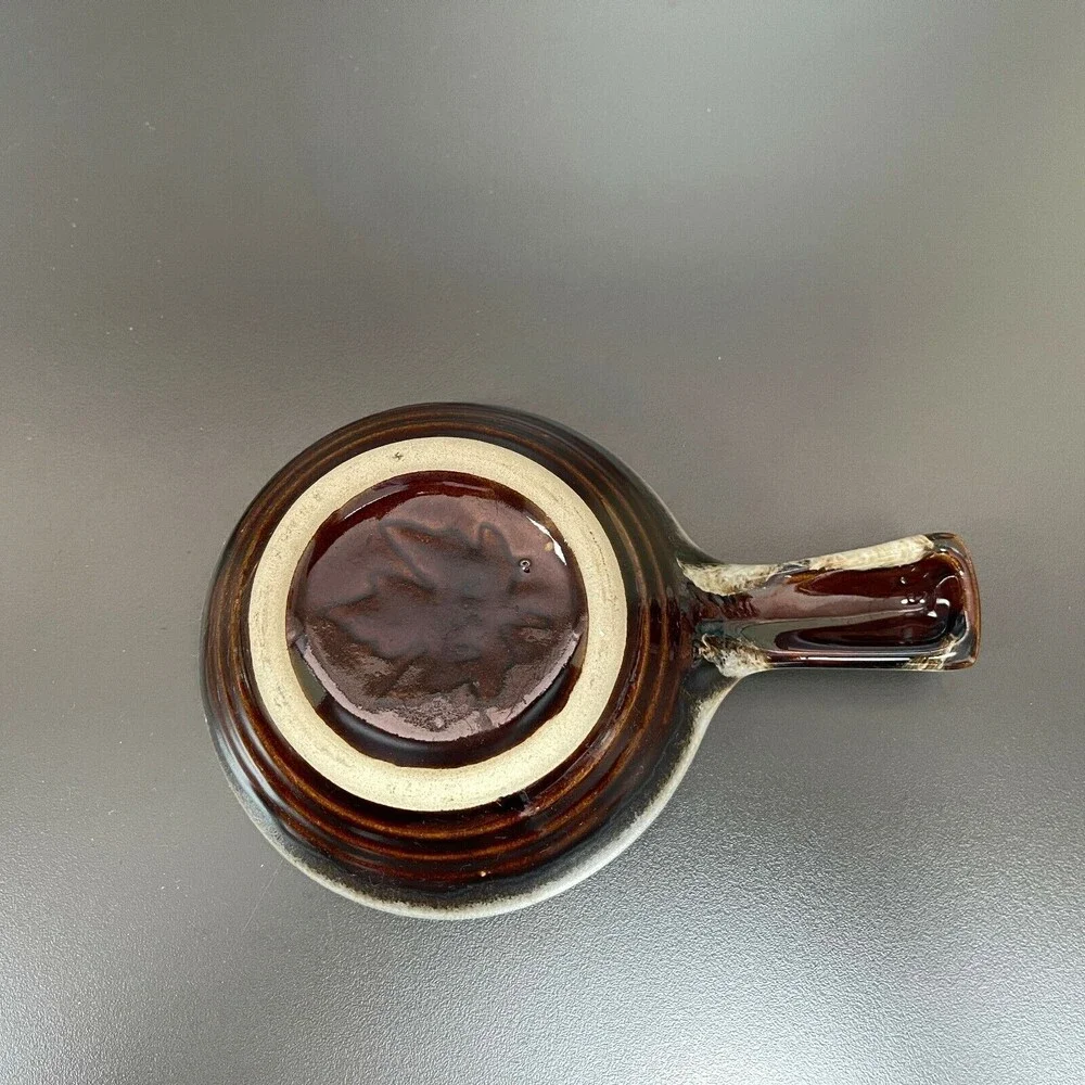 Monmouth Maple Leaf Brown Pottery Drip Glaze Handled‎ Soup Bowl USA